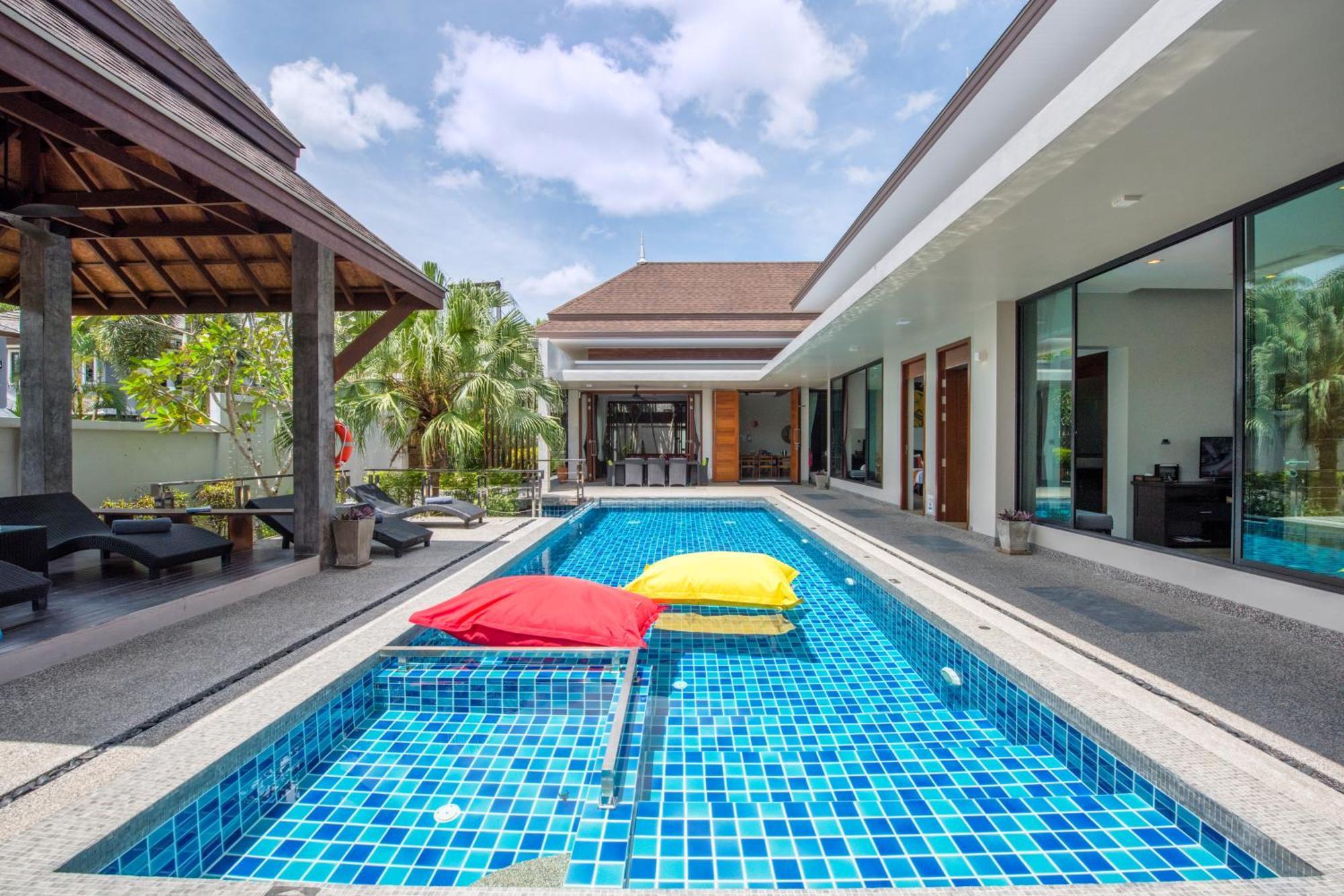 Narintara Private Pool Villas - Free Tuk-Tuk Service To The Beach! Ao Nang Esterno foto